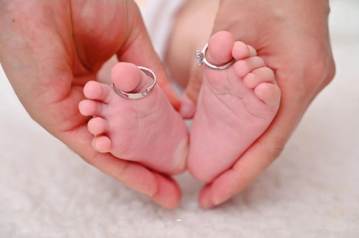 常宁宝宝吃奶呕吐